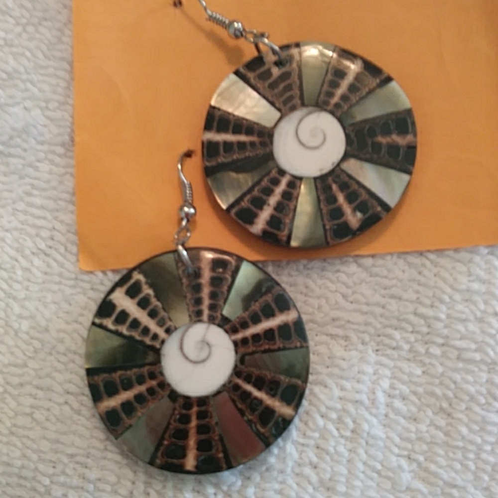 Royal Bali Collection earrings